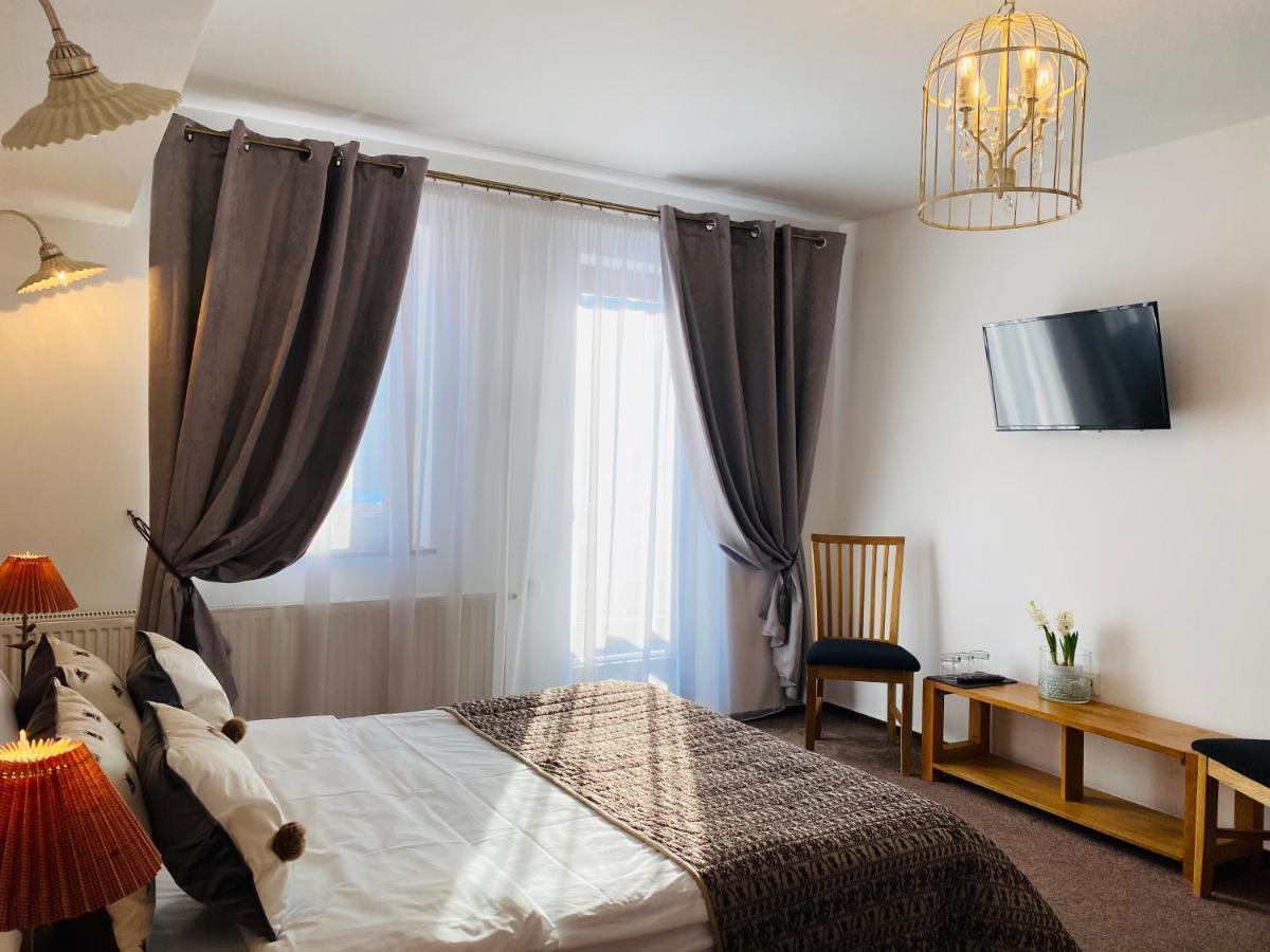 Pensiunea Doina Bucovinei Hotel Mînăstirea Humorului Exterior foto